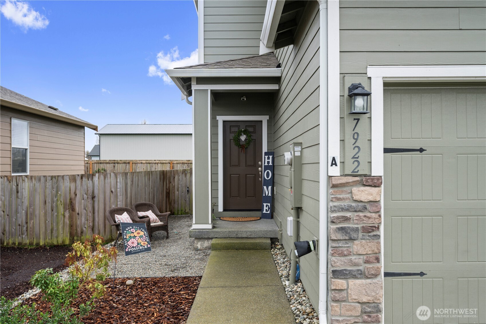 7922 285th Place A Property Photo 3