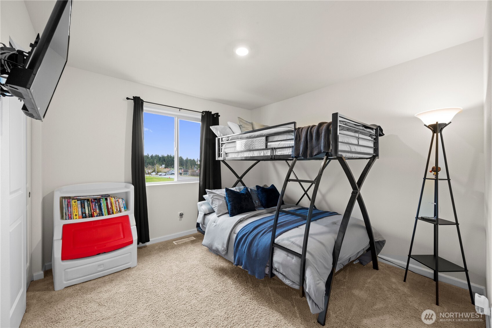 7922 285th Place A Property Photo 23