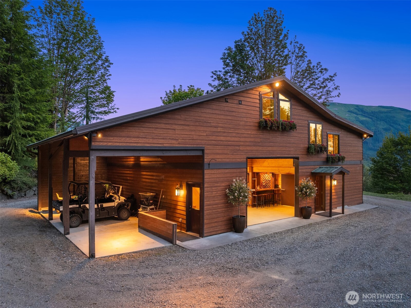 24732 N Brooks Creek Road Property Photo 14