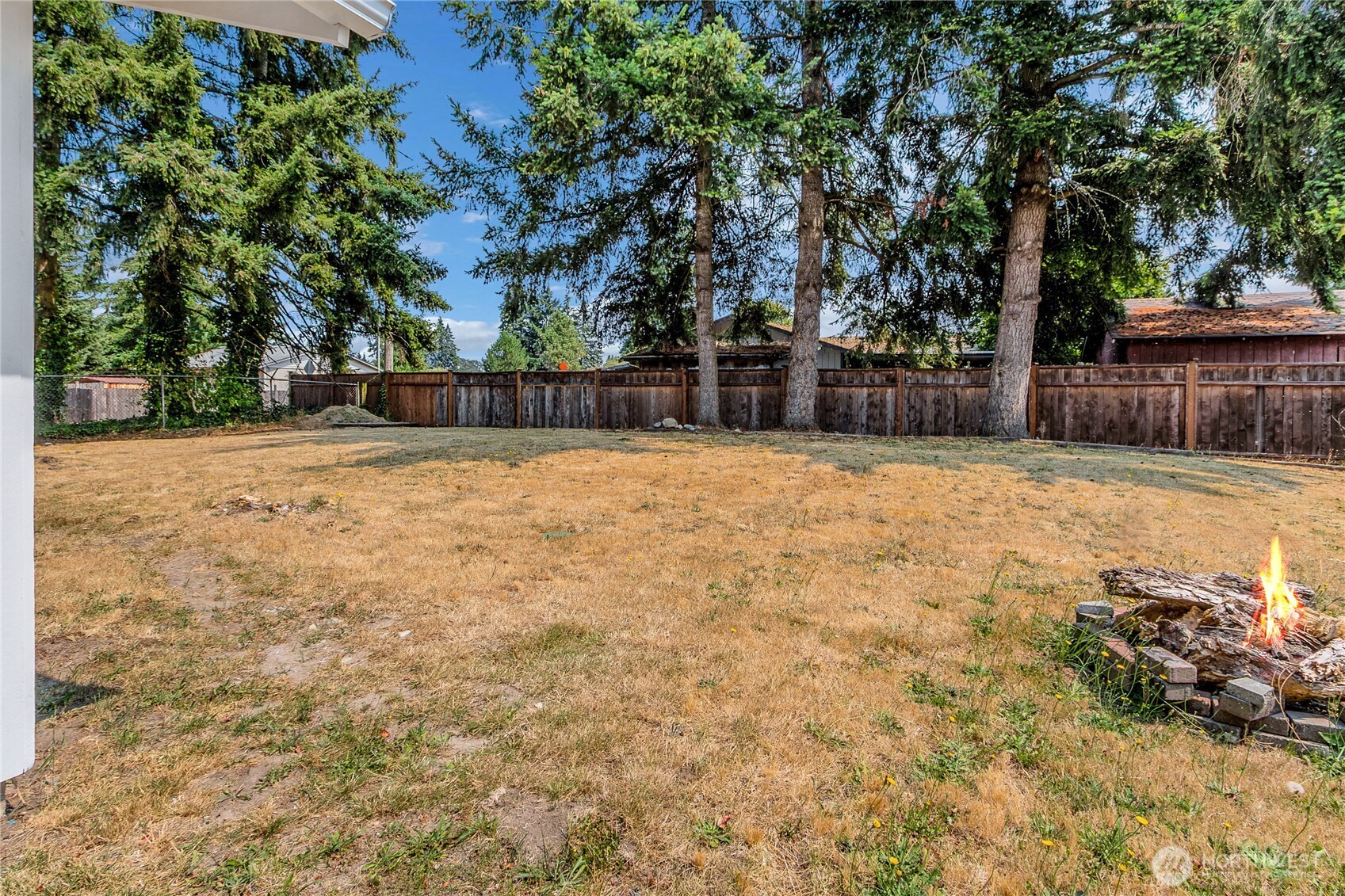 17203 5th Avenue Property Photo 14