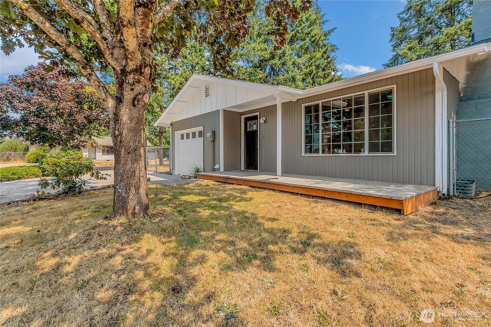 17203 5th Avenue Property Photo 19
