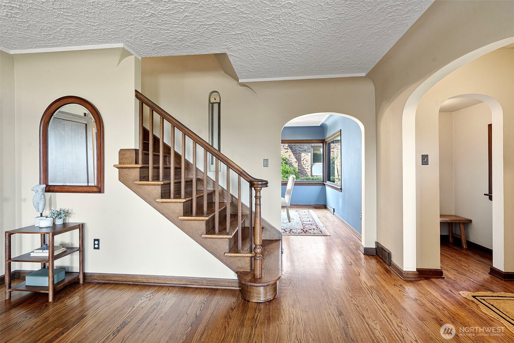1012 N Park Drive Property Photo 2