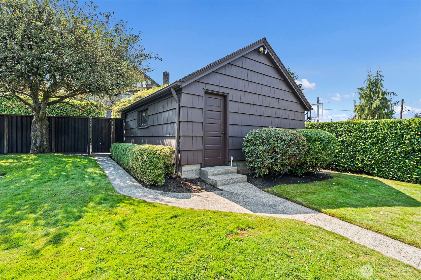 1012 N Park Drive Property Photo 33