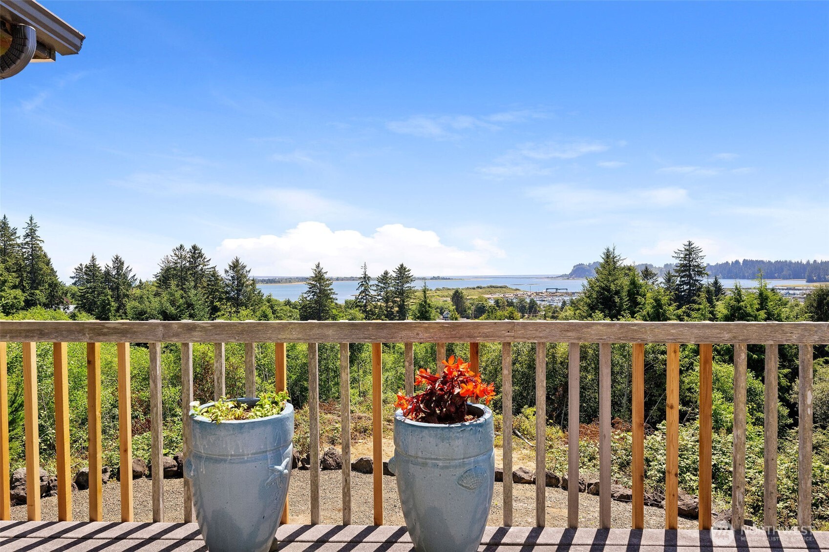 508 Mary Ann Property Photo 5