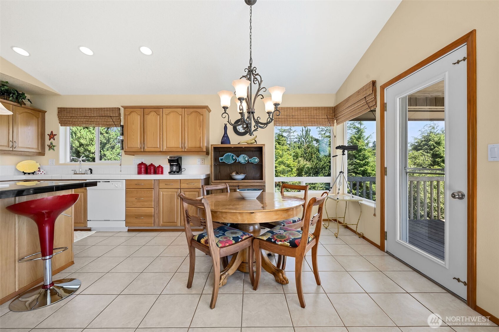 508 Mary Ann Property Photo 10