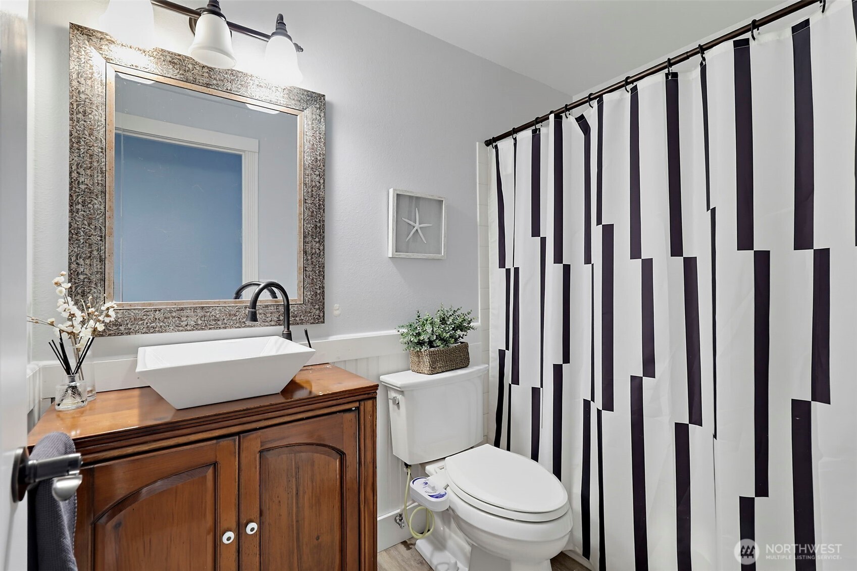 914 S 30th Place Property Photo 15