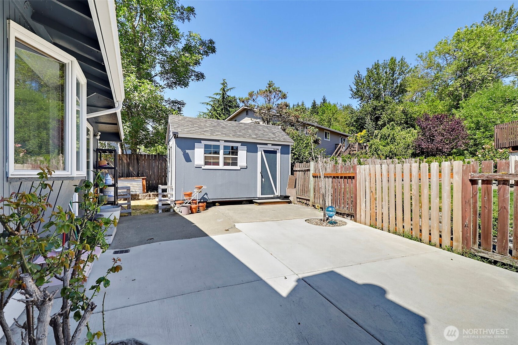 914 S 30th Place Property Photo 36