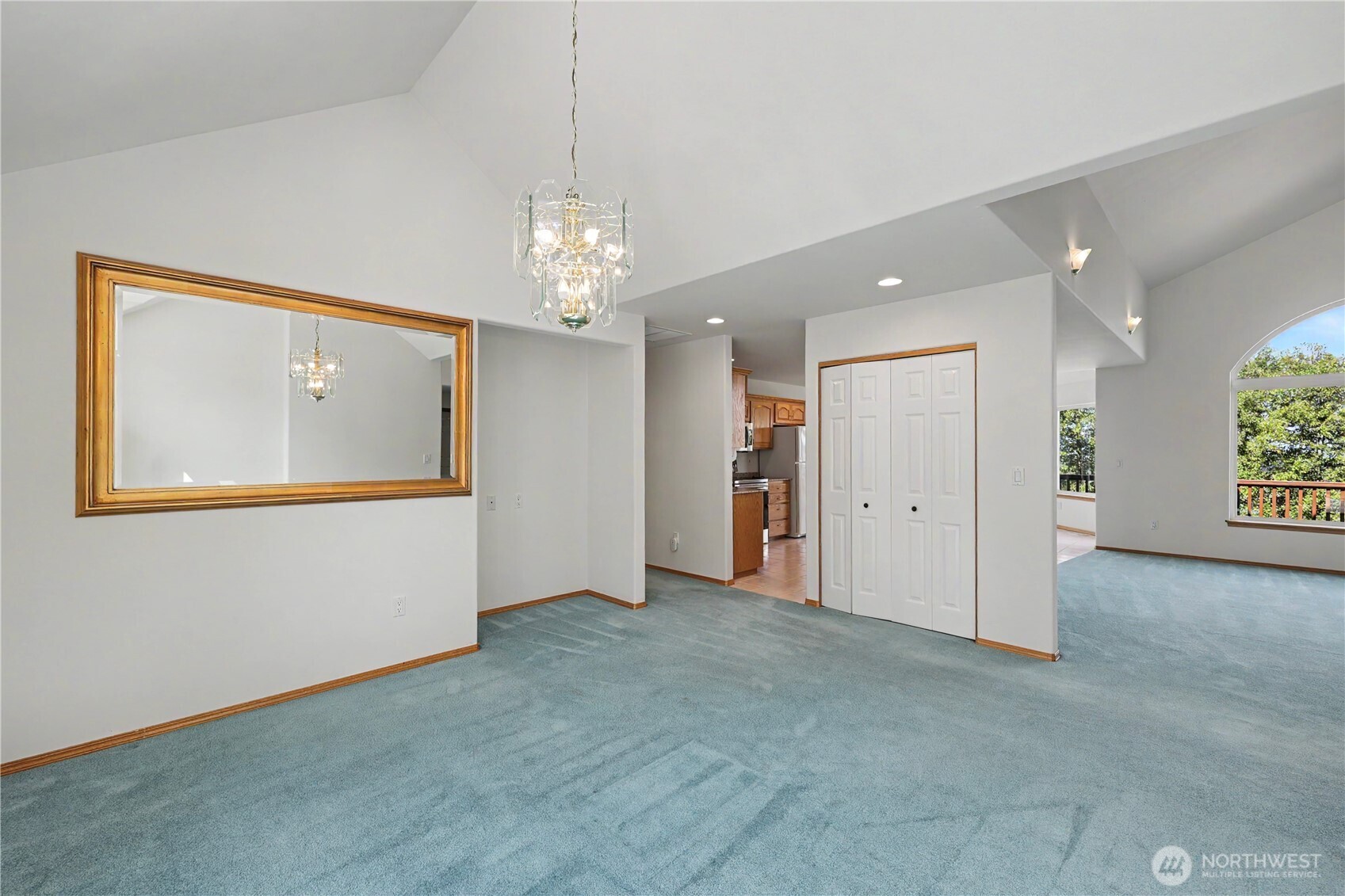 111 Les Saints Road Property Photo 18