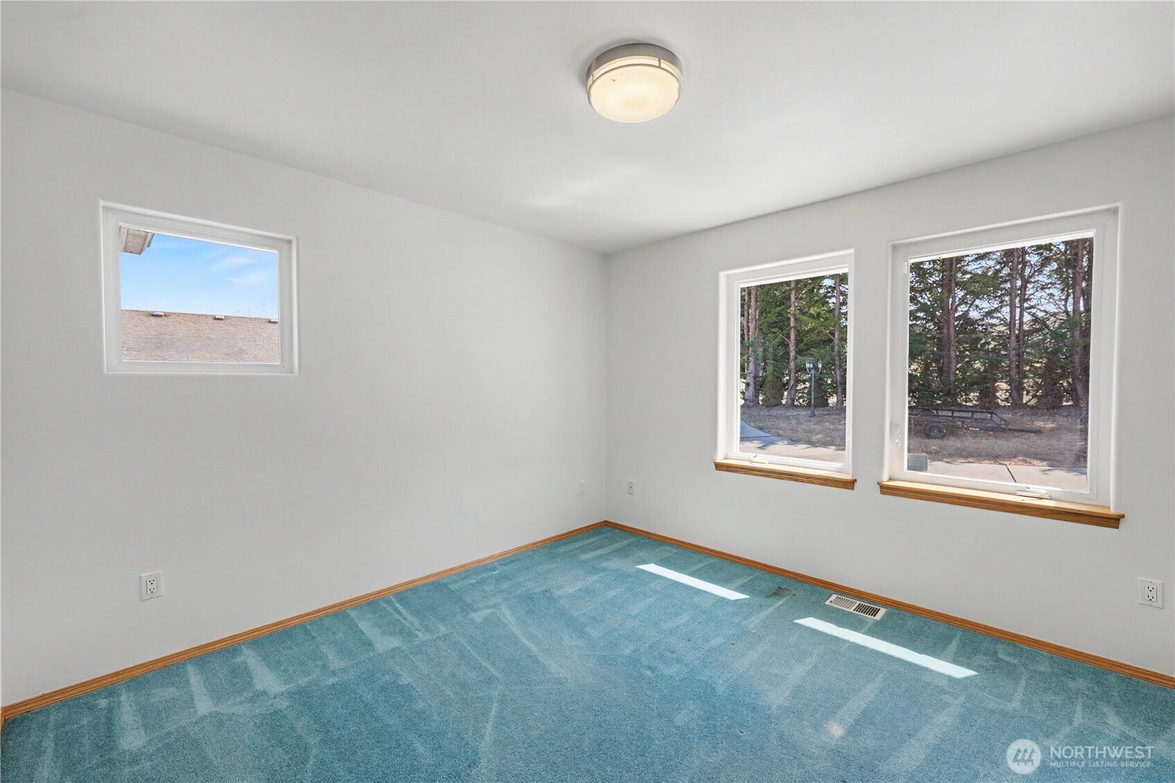 111 Les Saints Road Property Photo 20