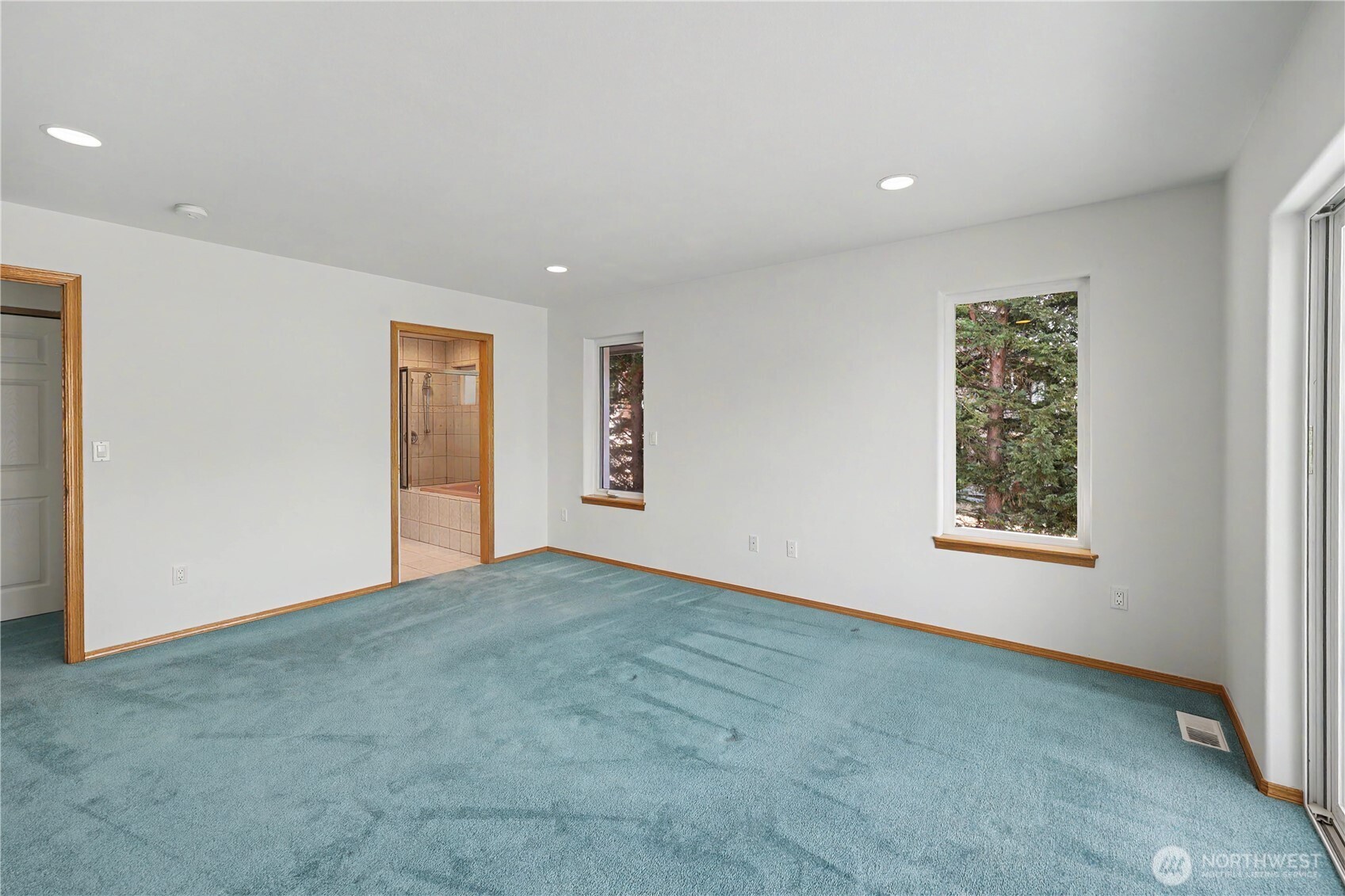 111 Les Saints Road Property Photo 25