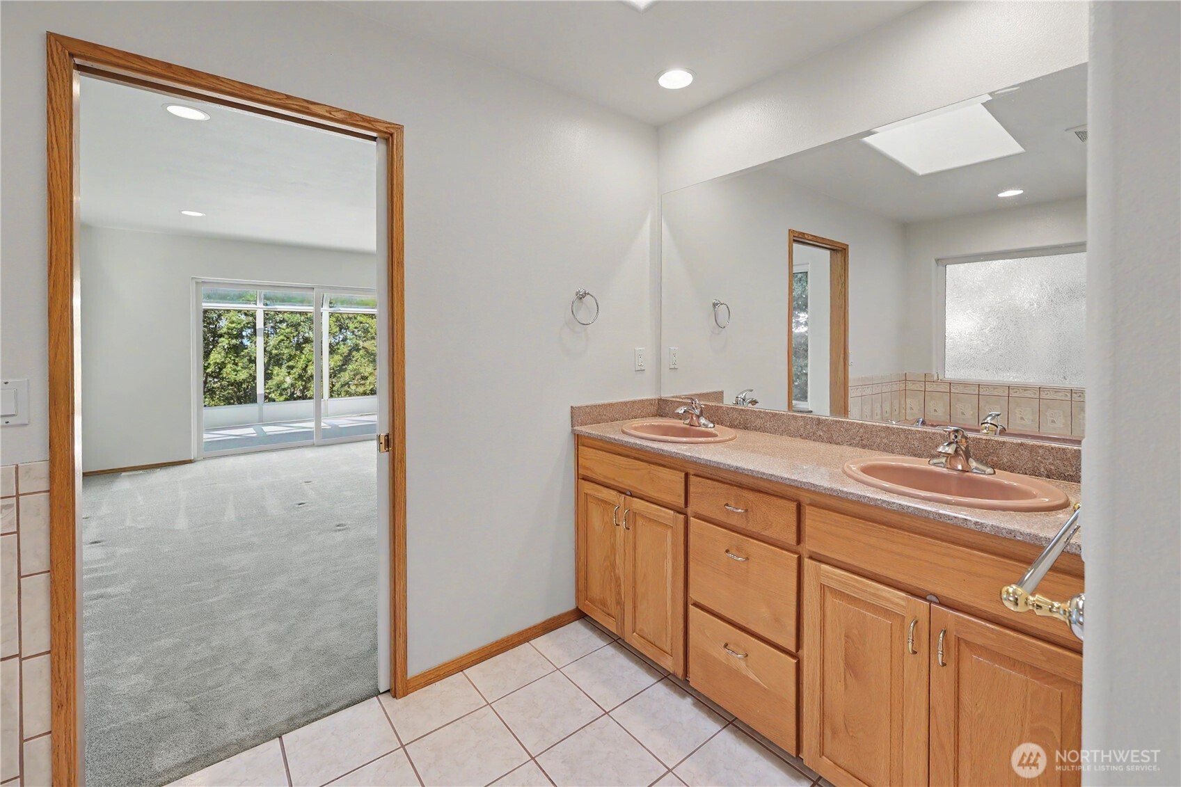 111 Les Saints Road Property Photo 28
