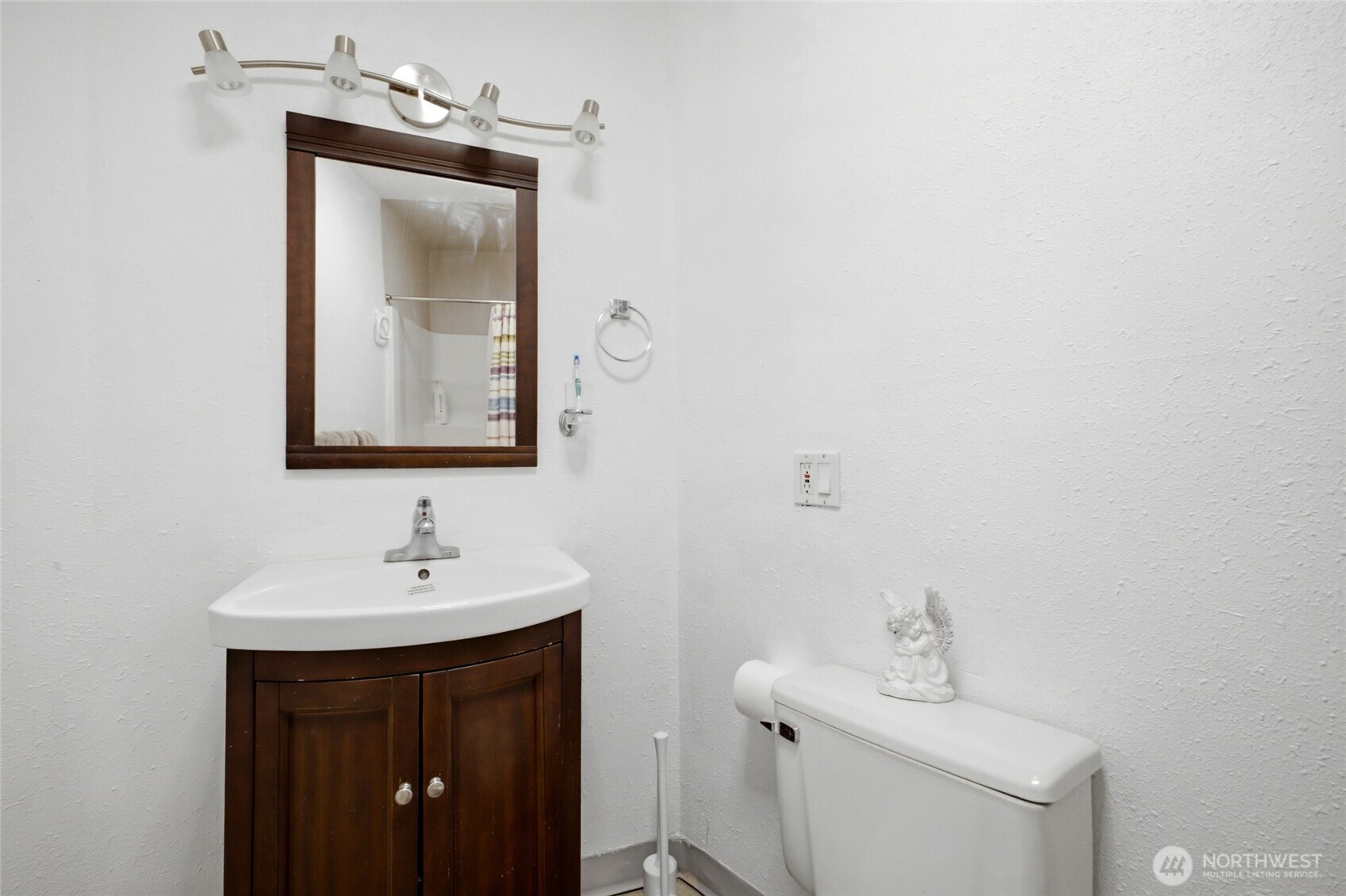 14937 133rd Avenue Property Photo 8