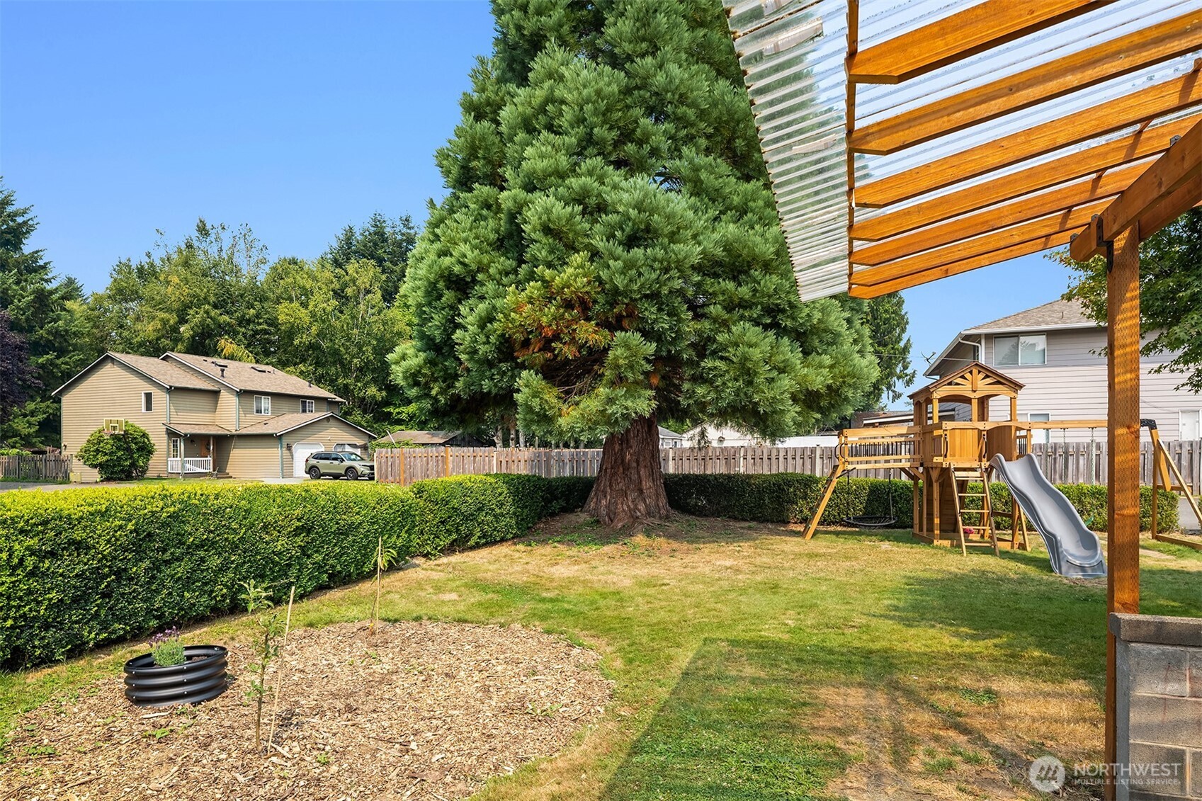 15502 182nd Avenue Property Photo 5