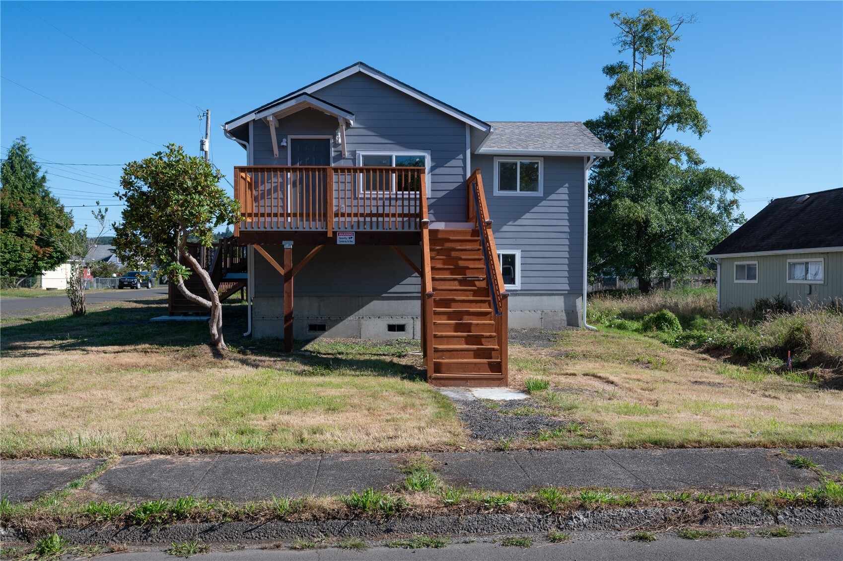 1720 W Market Street Property Photo 1