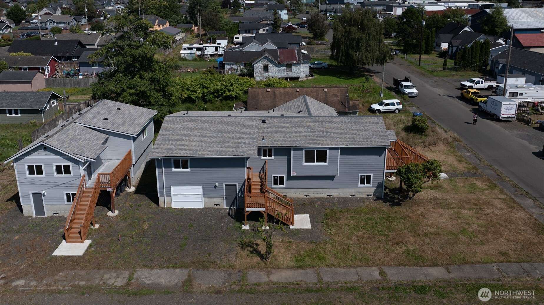 1720 W Market Street Property Photo 25