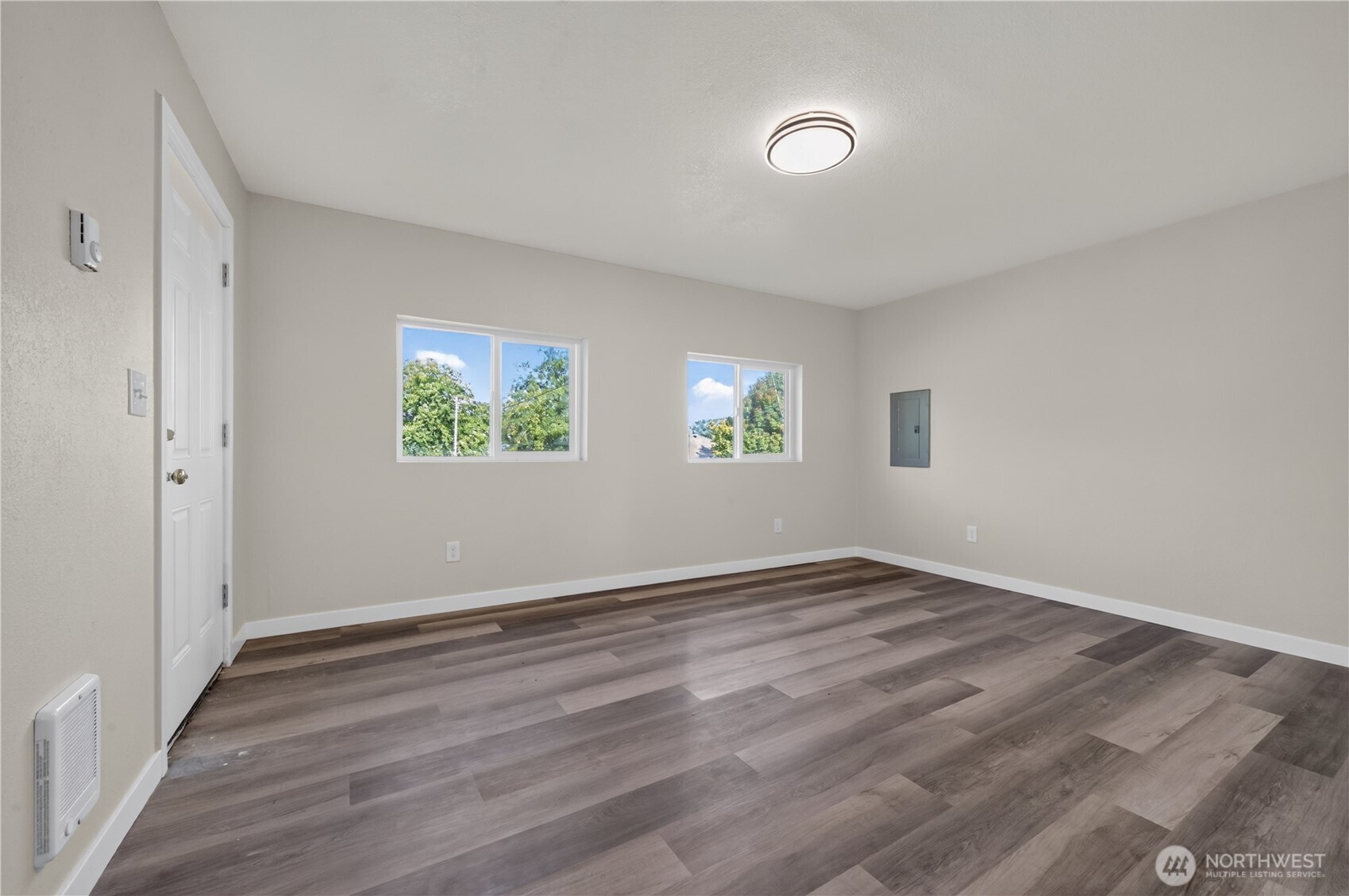 102 N Martin Street Property Photo 7
