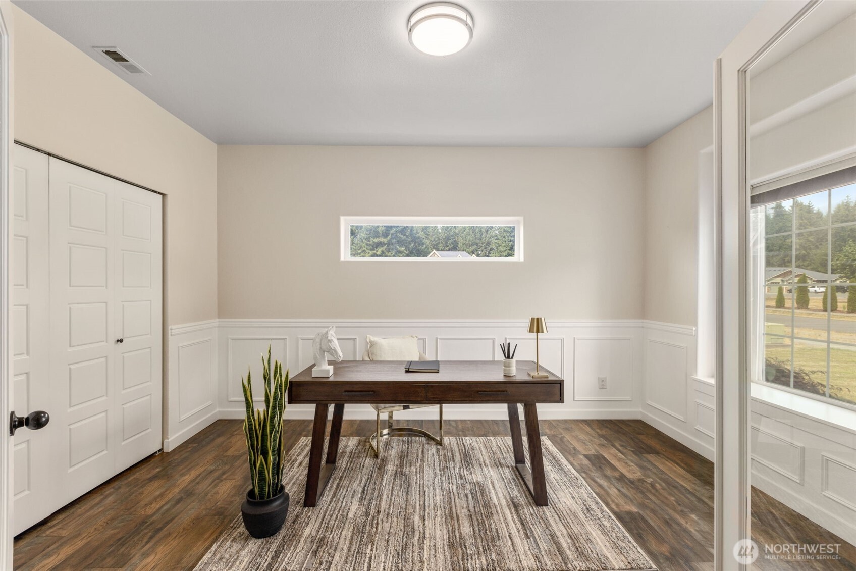 29010 27th Avenue Property Photo 6
