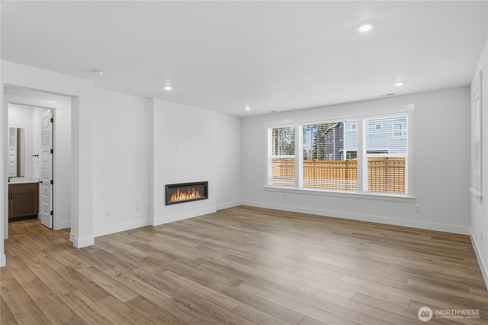 20405 Mystic Place Property Photo 6