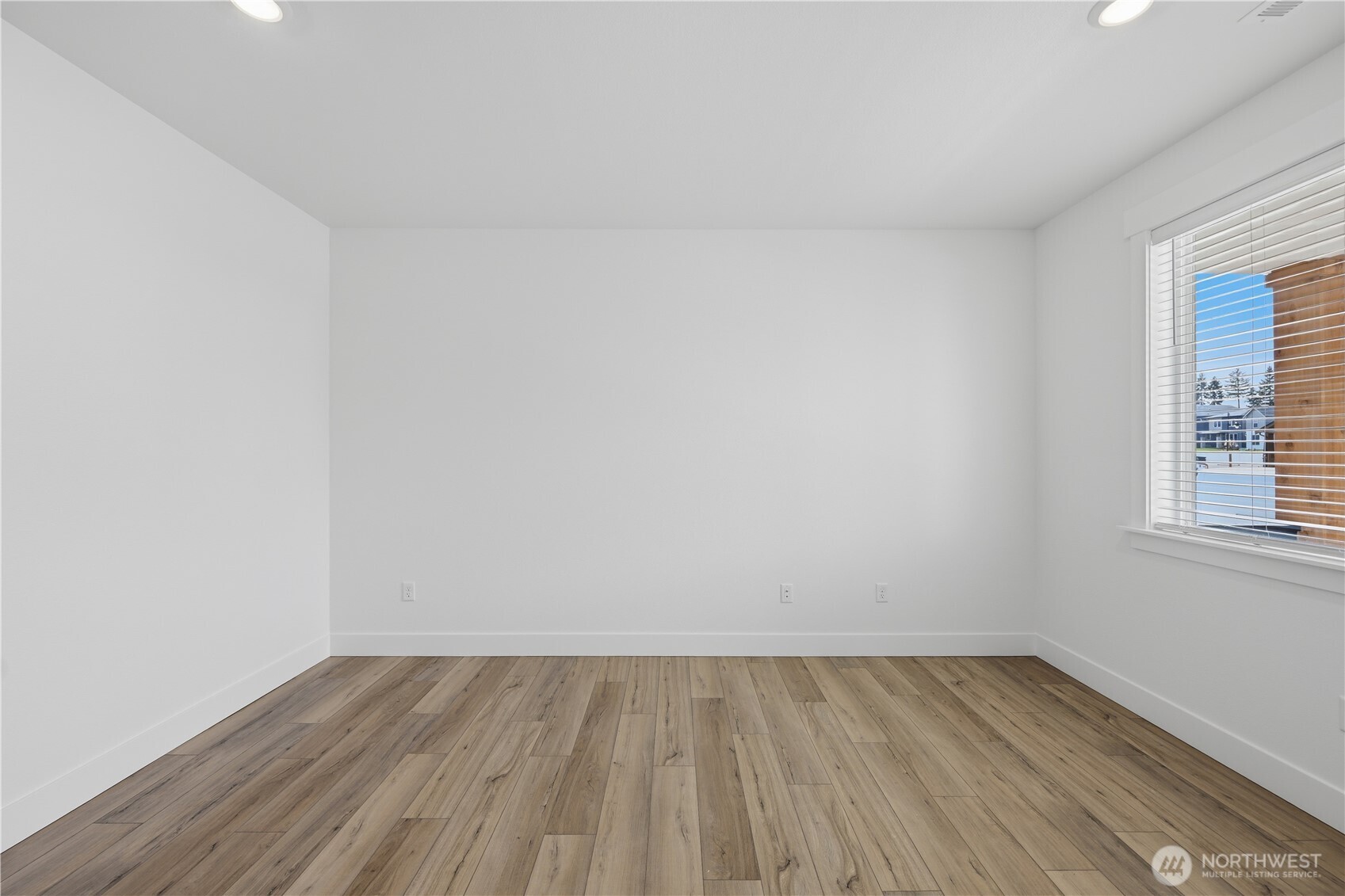 20405 Mystic Place Property Photo 8
