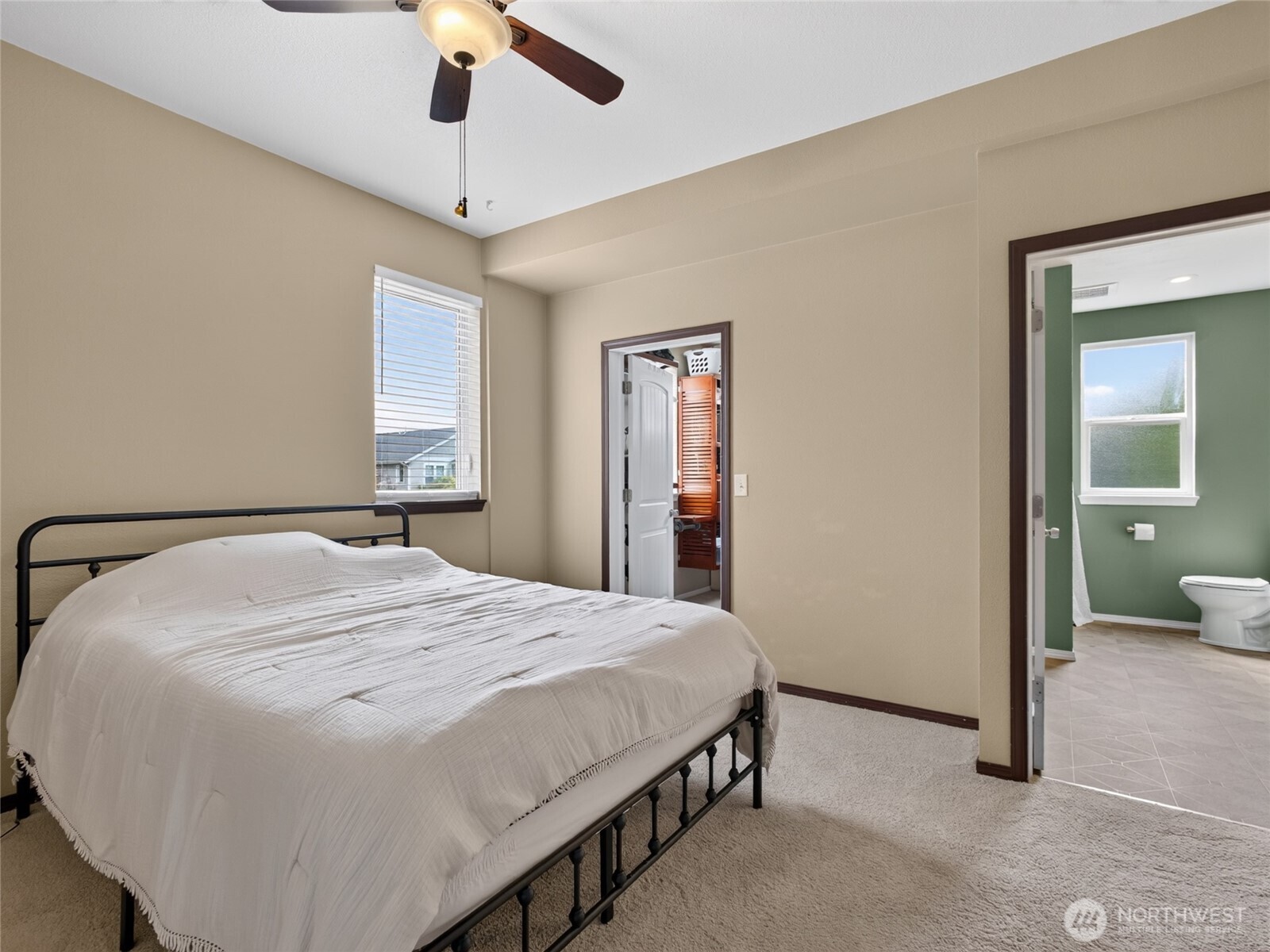 211 S Perkins Street Property Photo 9