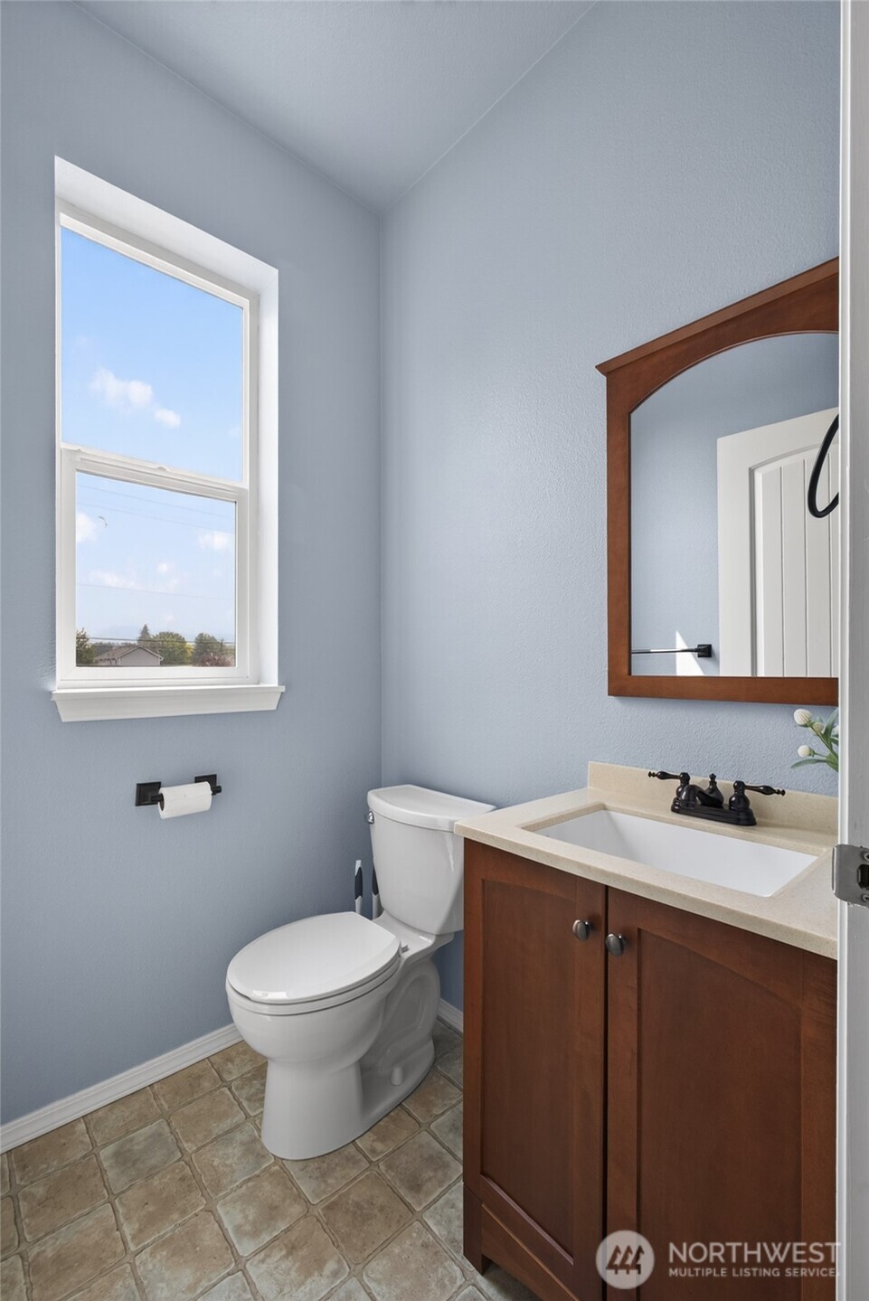 211 S Perkins Street Property Photo 17