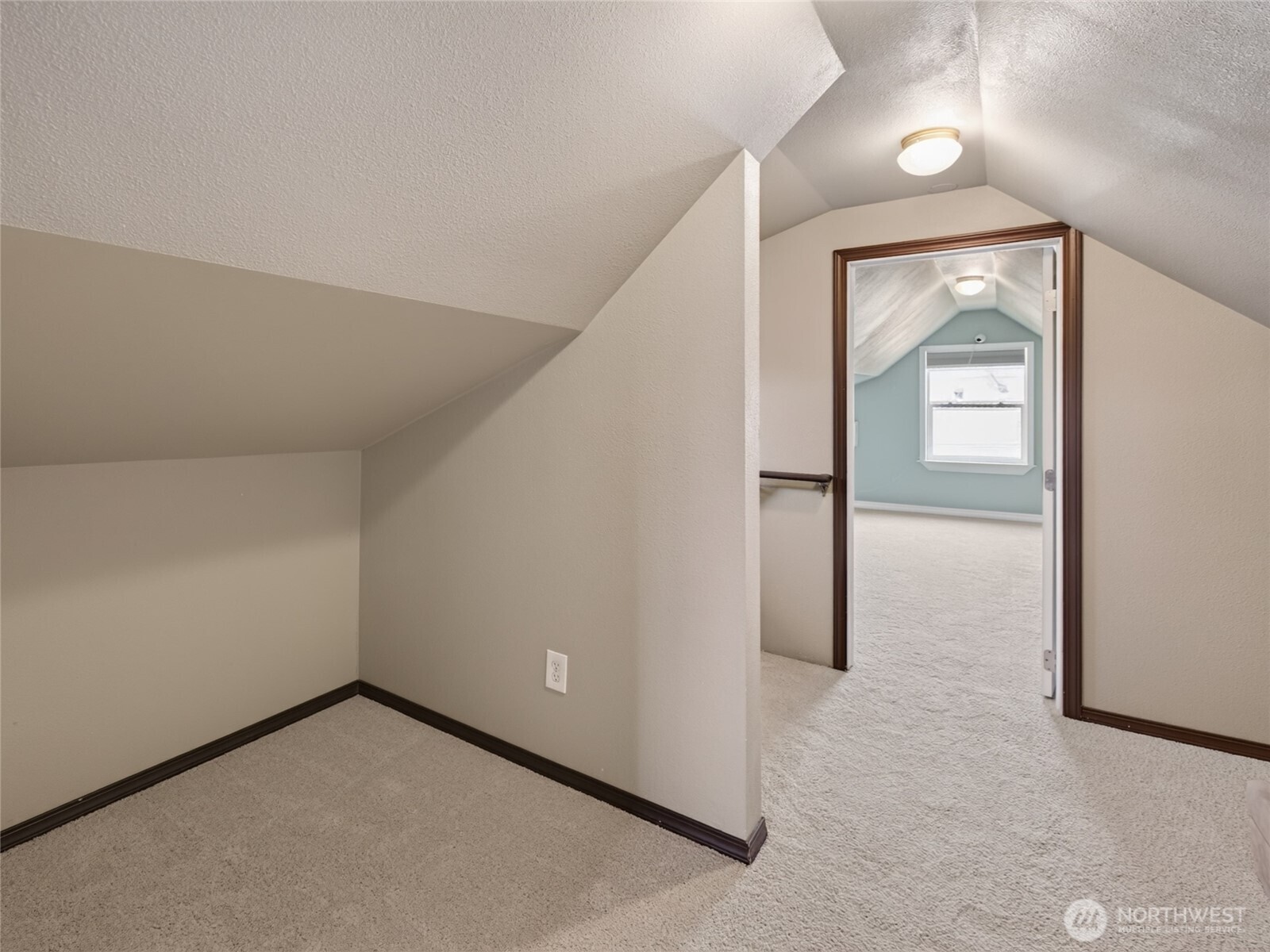 211 S Perkins Street Property Photo 19