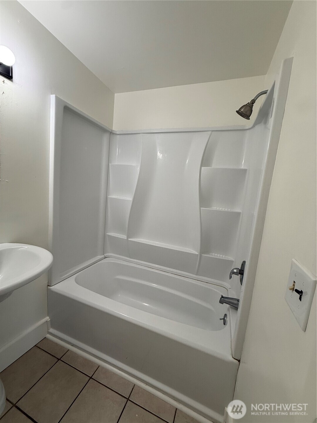 135 Schilling Drive Property Photo 8