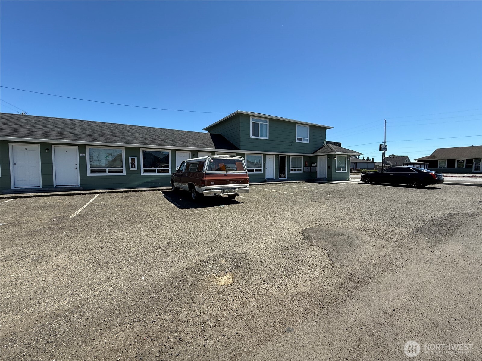 2320 Simpson Avenue Property Photo 4