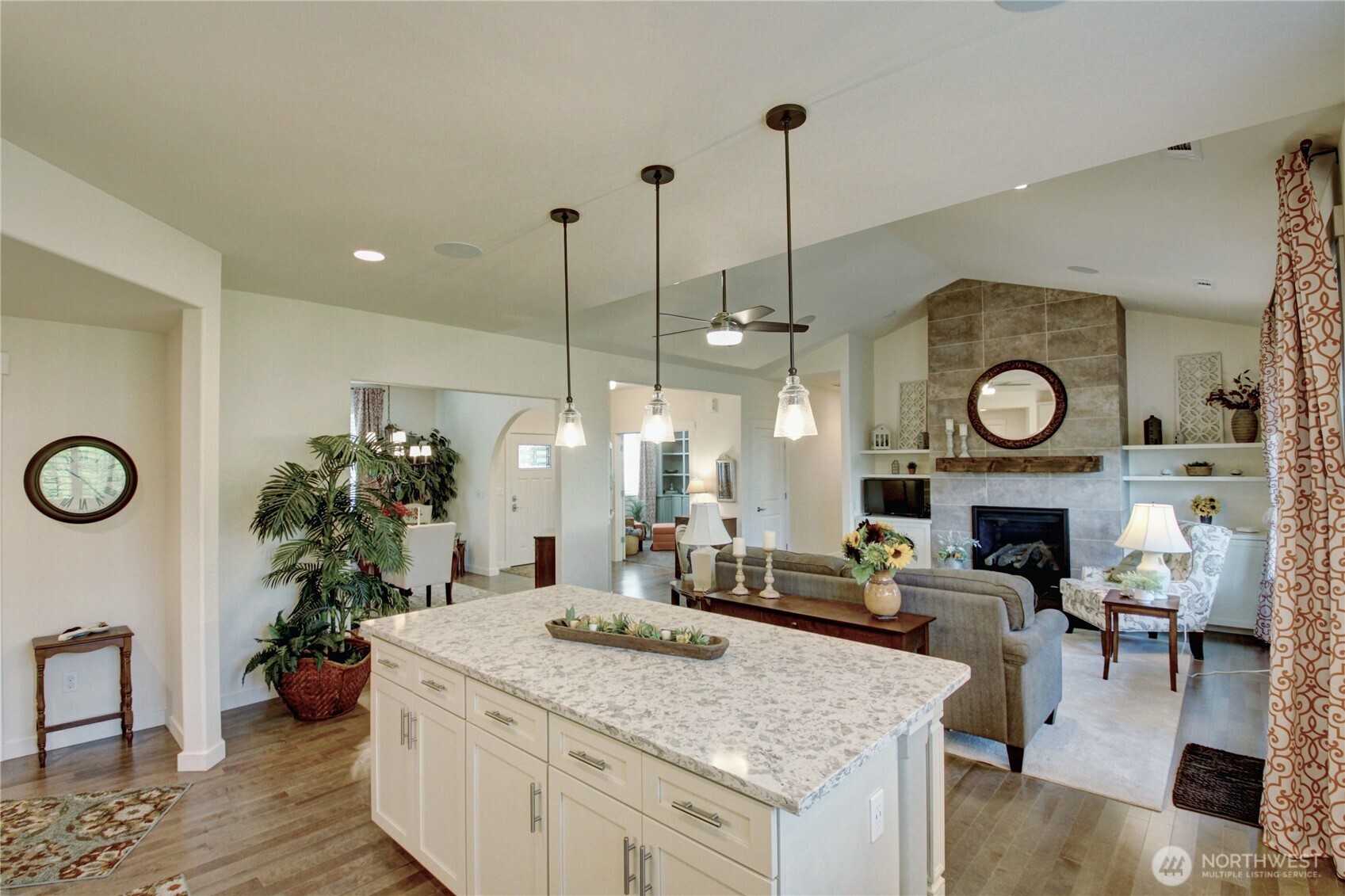 507 Twin Brooks Drive Property Photo 8