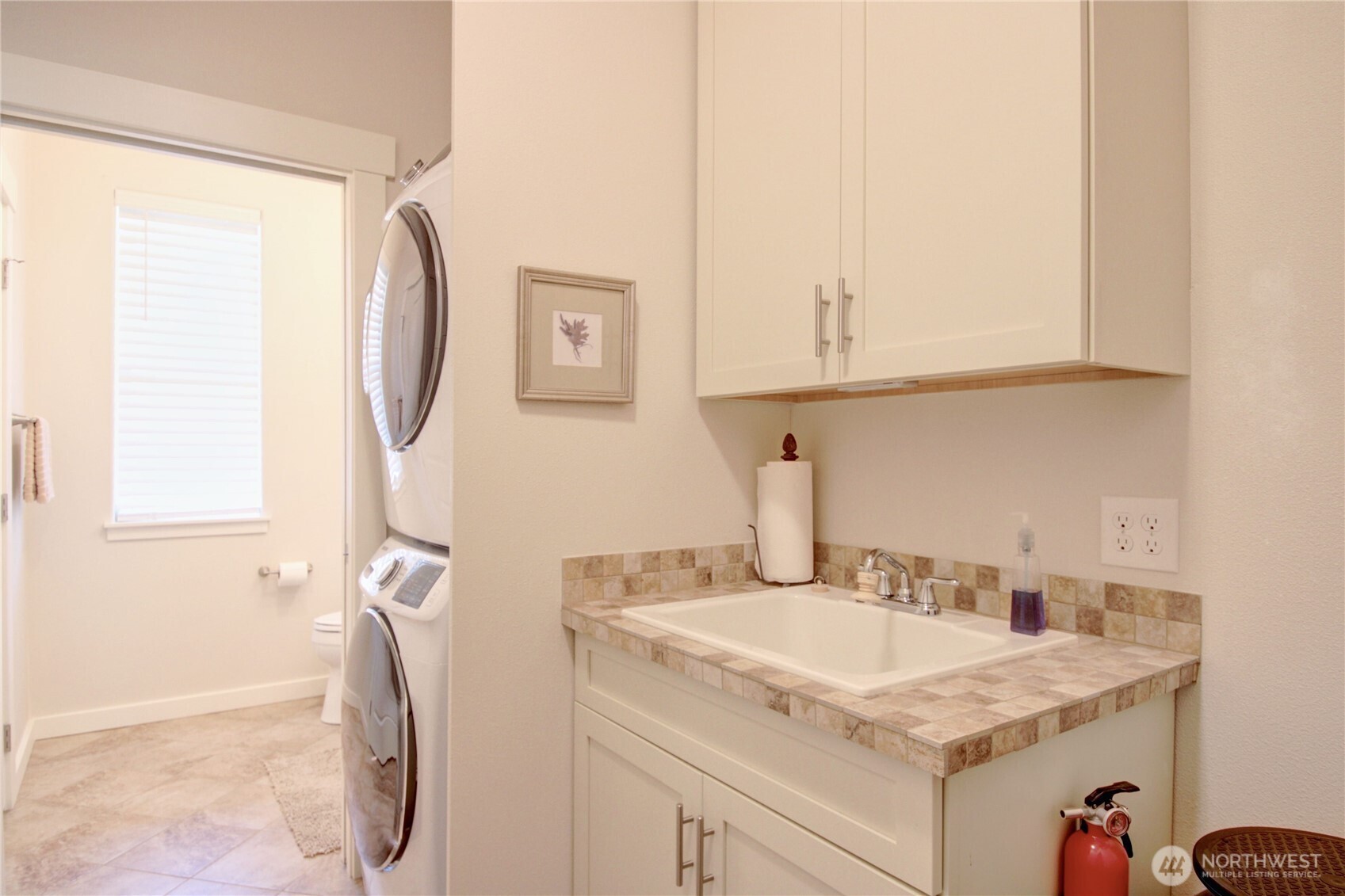 507 Twin Brooks Drive Property Photo 9