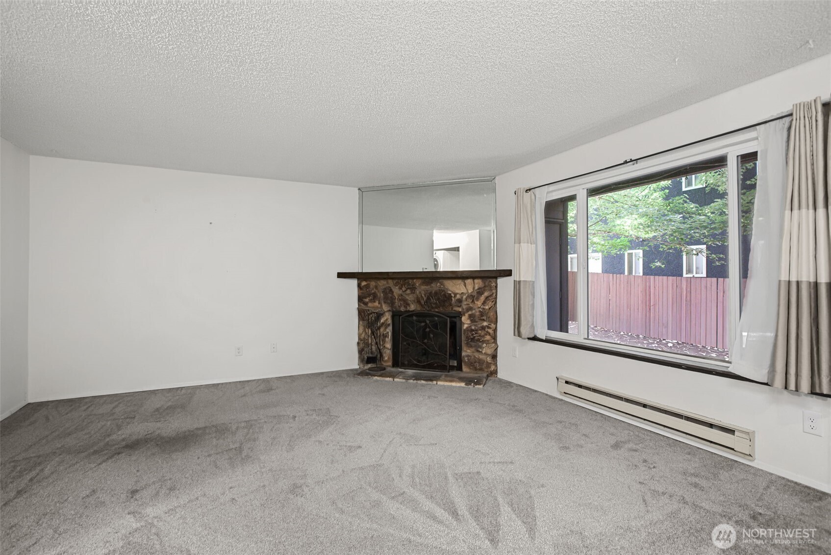 17430 Ambaum Boulevard 37 Property Photo 4