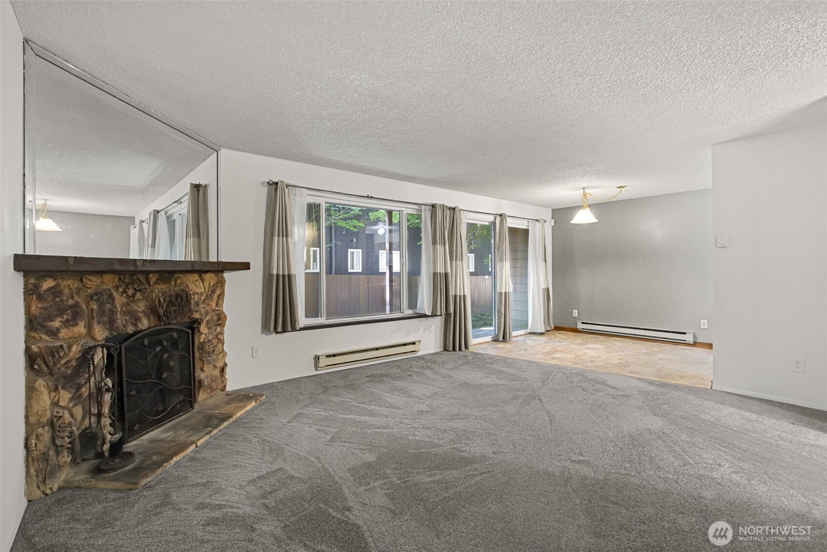 17430 Ambaum Boulevard 37 Property Photo 5