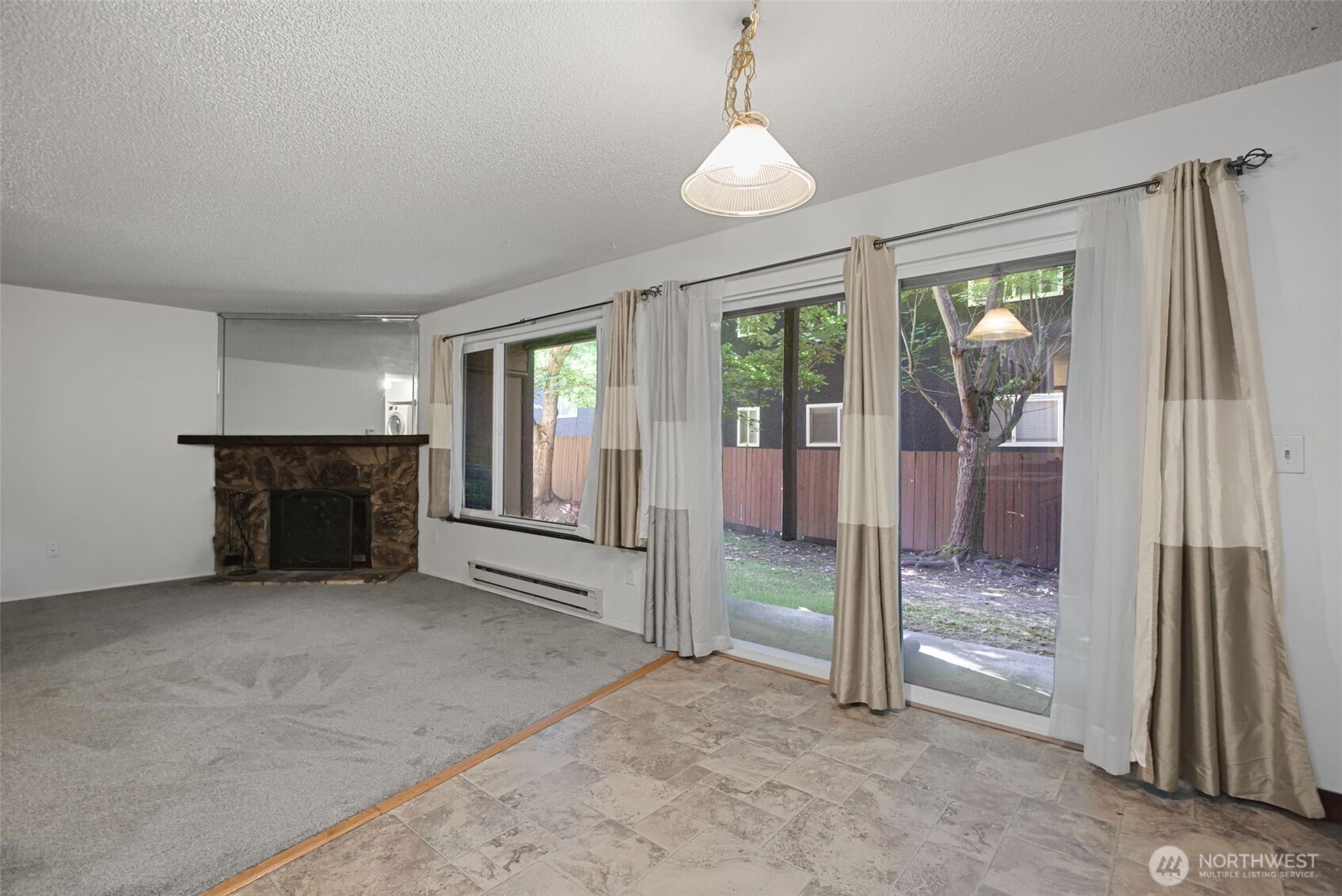 17430 Ambaum Boulevard 37 Property Photo 9