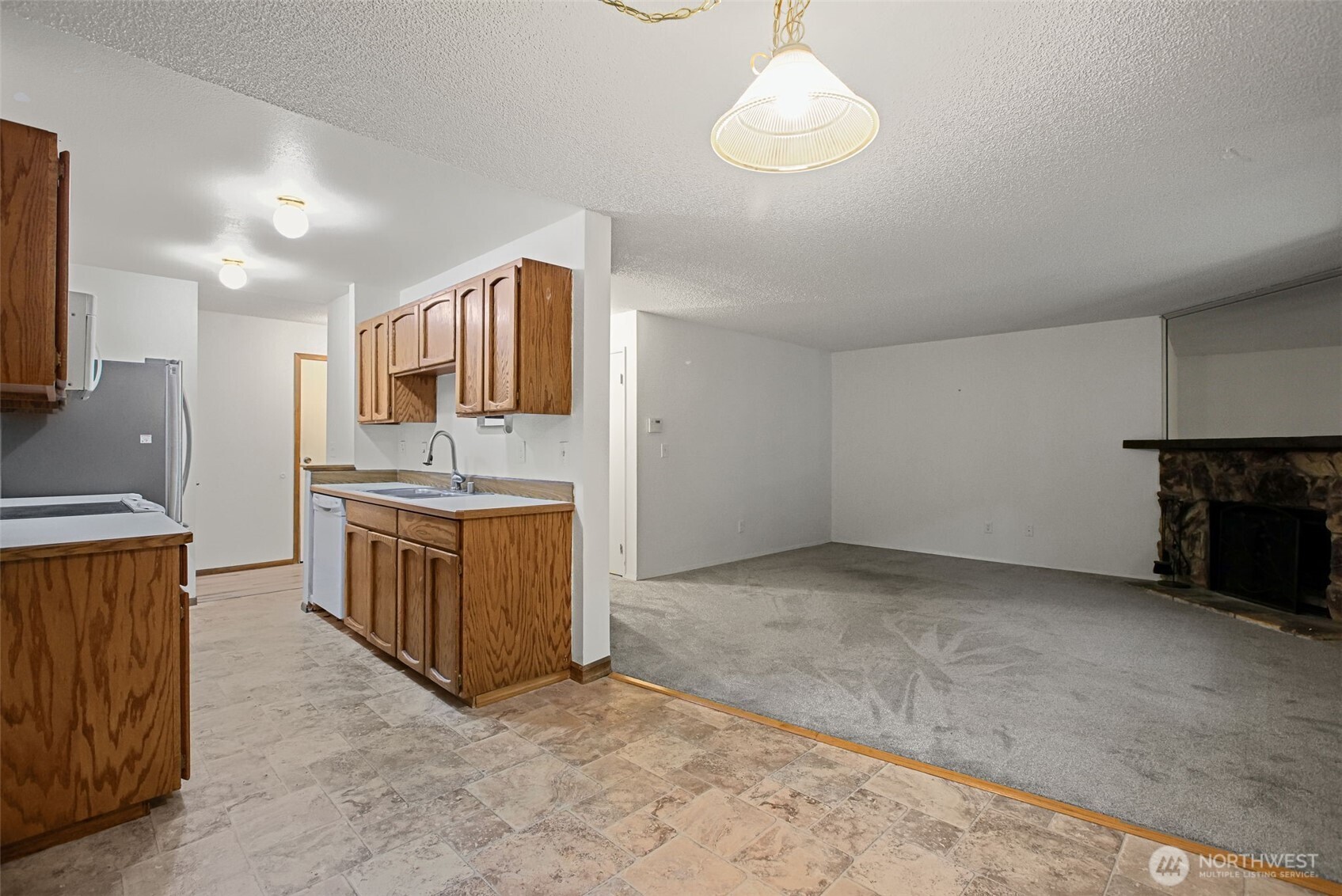 17430 Ambaum Boulevard 37 Property Photo 10