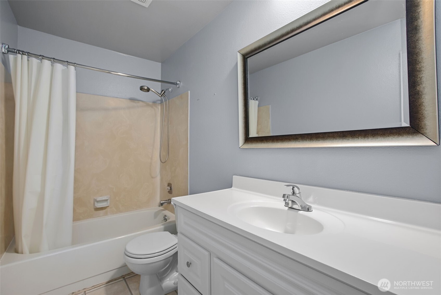 17430 Ambaum Boulevard 37 Property Photo 20