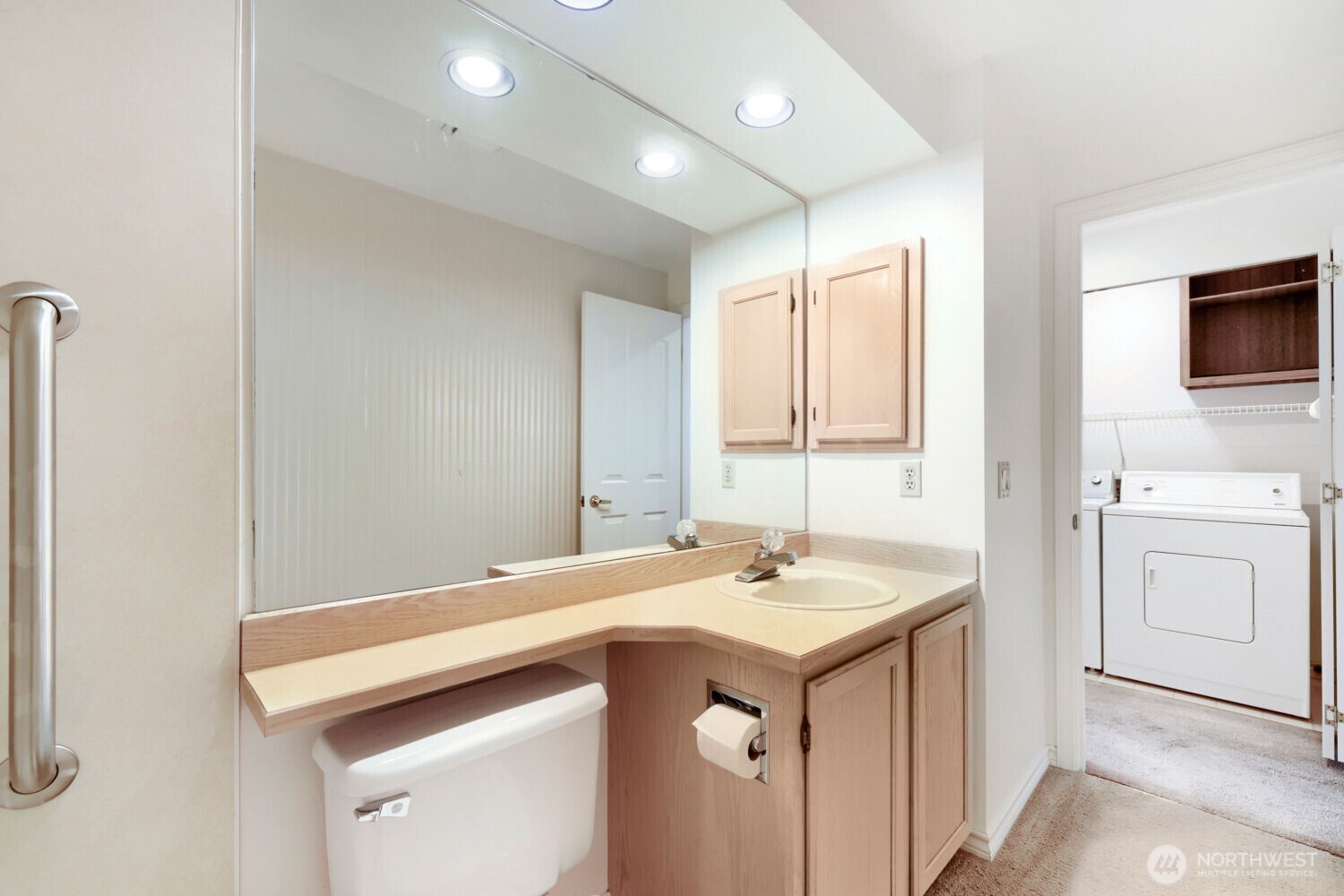 10063 Wallingford Avenue Property Photo 25