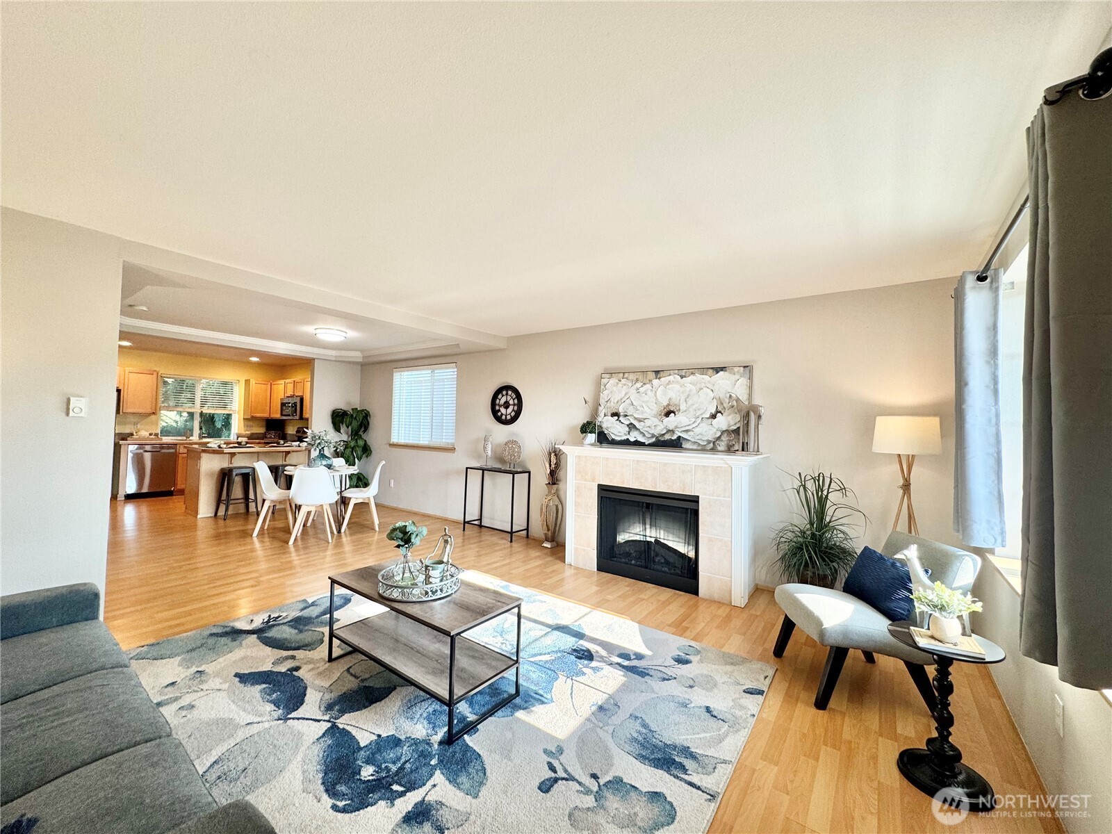 1814 I Street 213 Property Photo 4