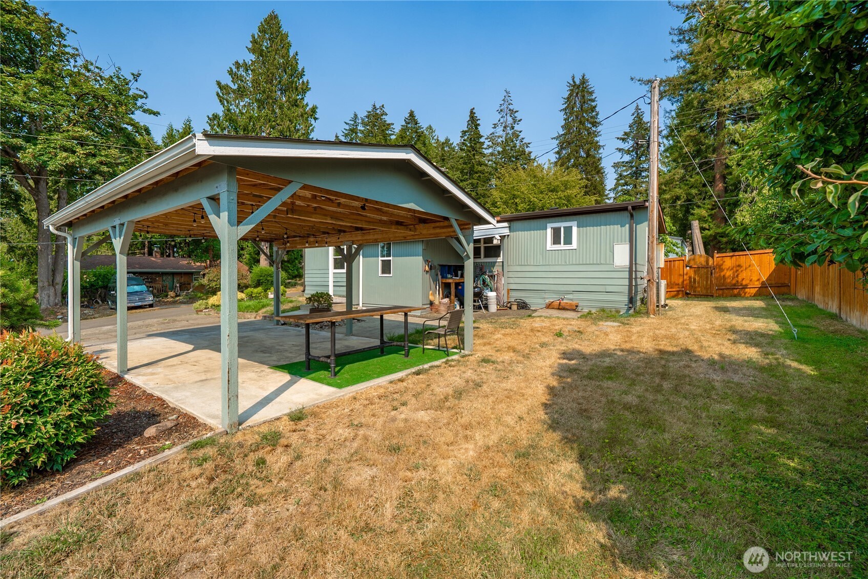 10029 Whitecap Drive Property Photo 24