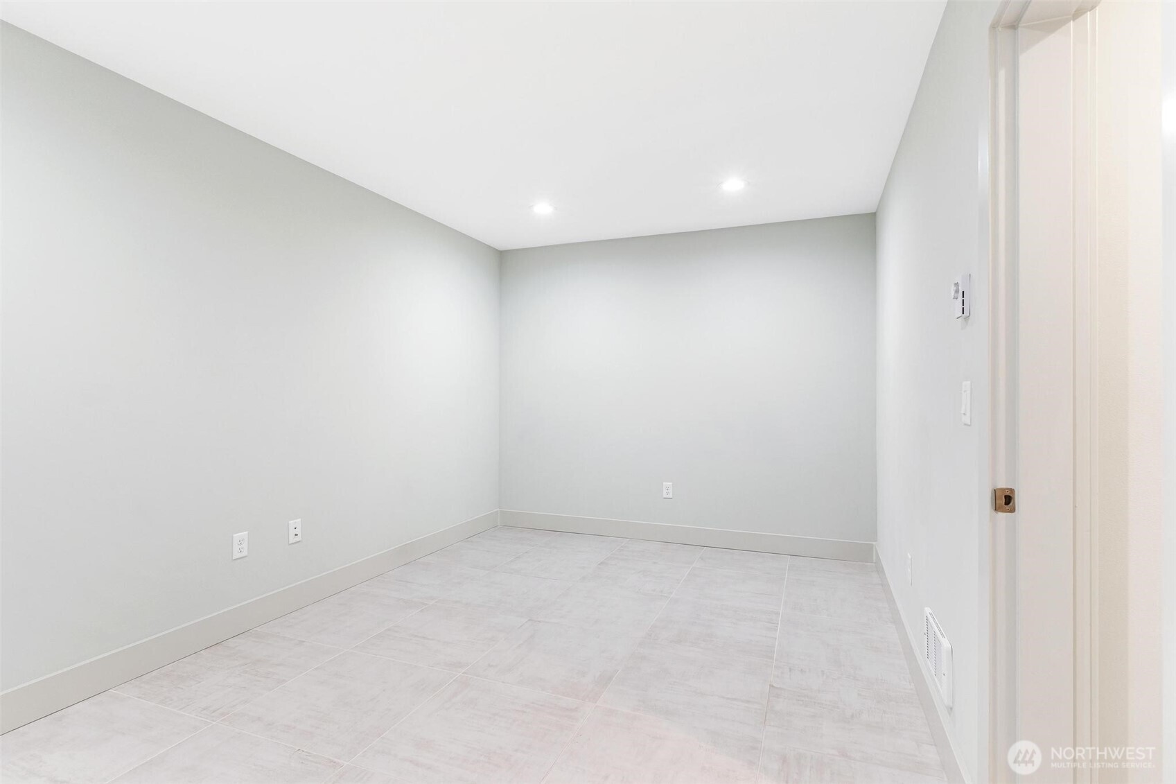 305 17th Avenue Property Photo 29