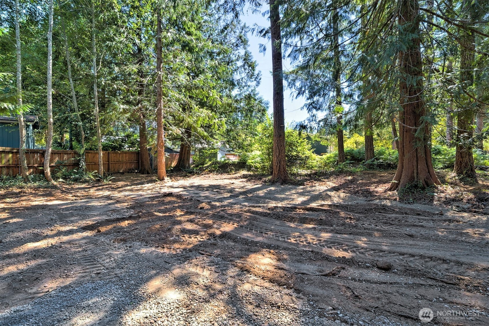 270 E Budd Drive Property Photo 1