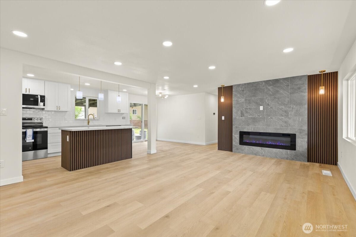 308 E 84 Street Property Photo 16