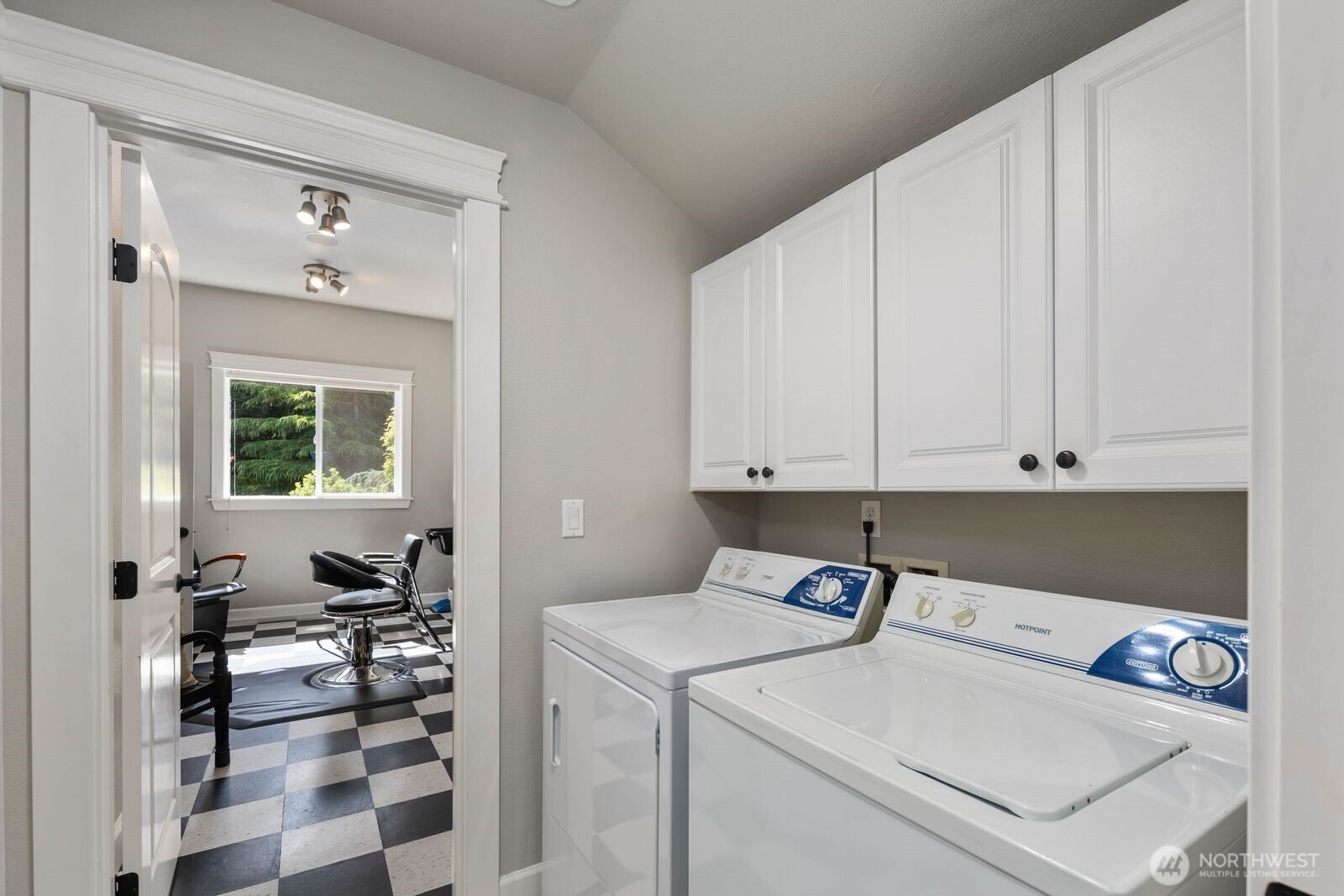 897 Spaulding Circle Property Photo 30
