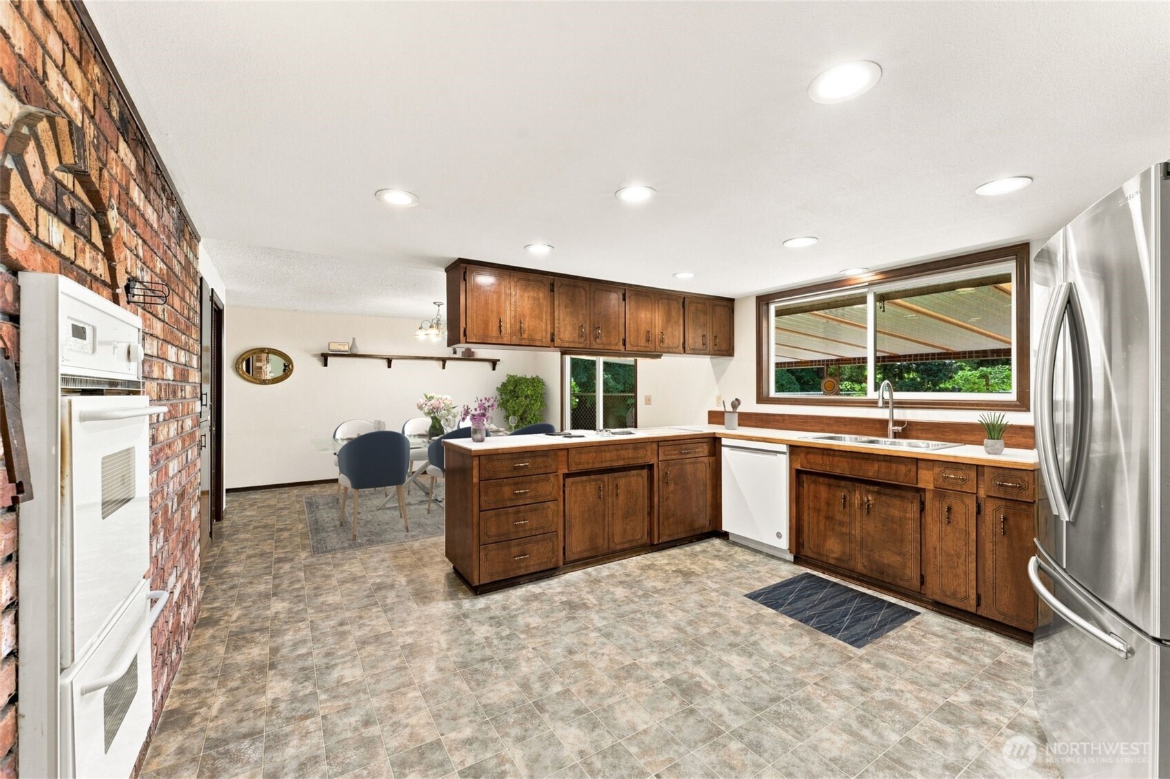 5815 7th Avenue Property Photo 9