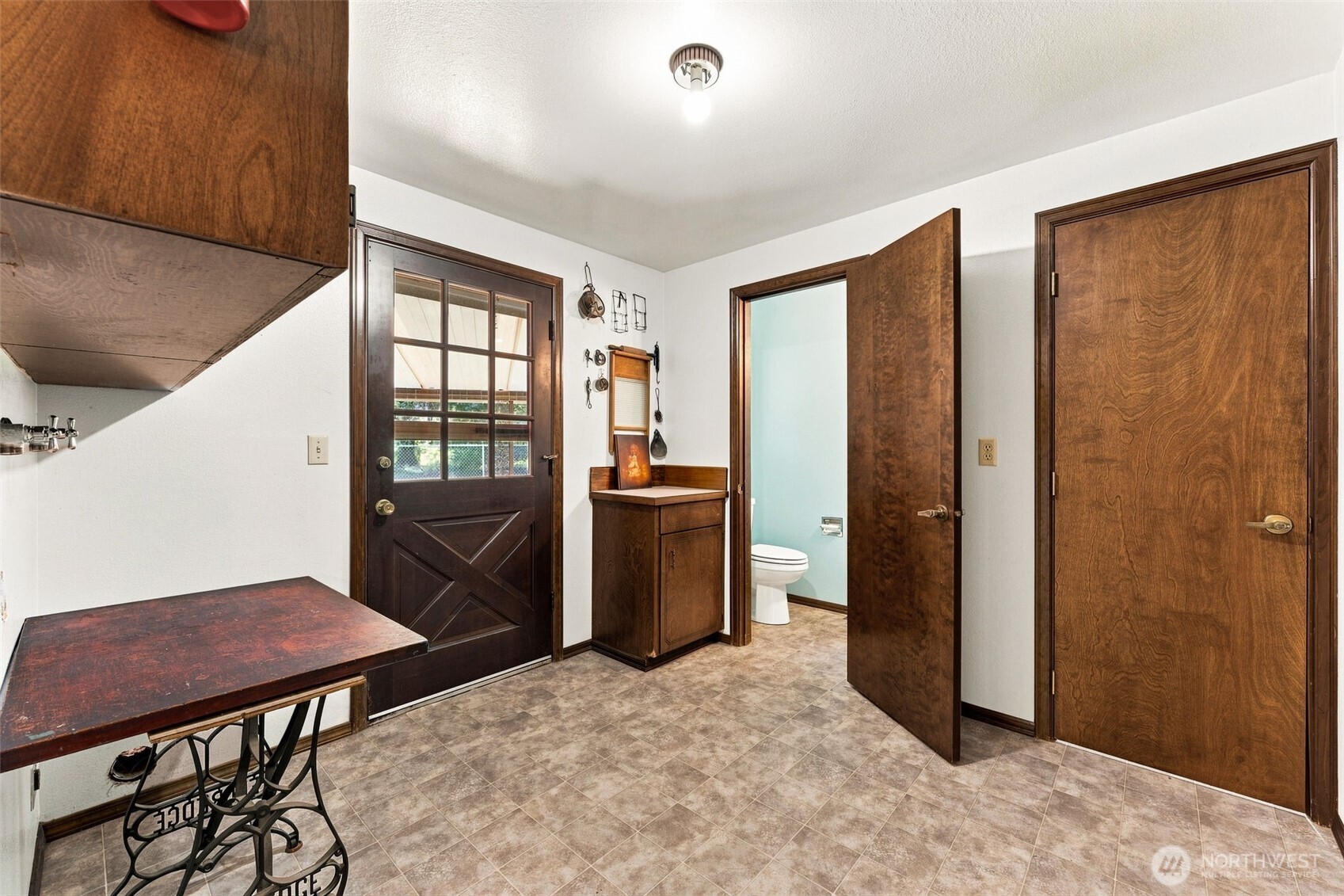 5815 7th Avenue Property Photo 18