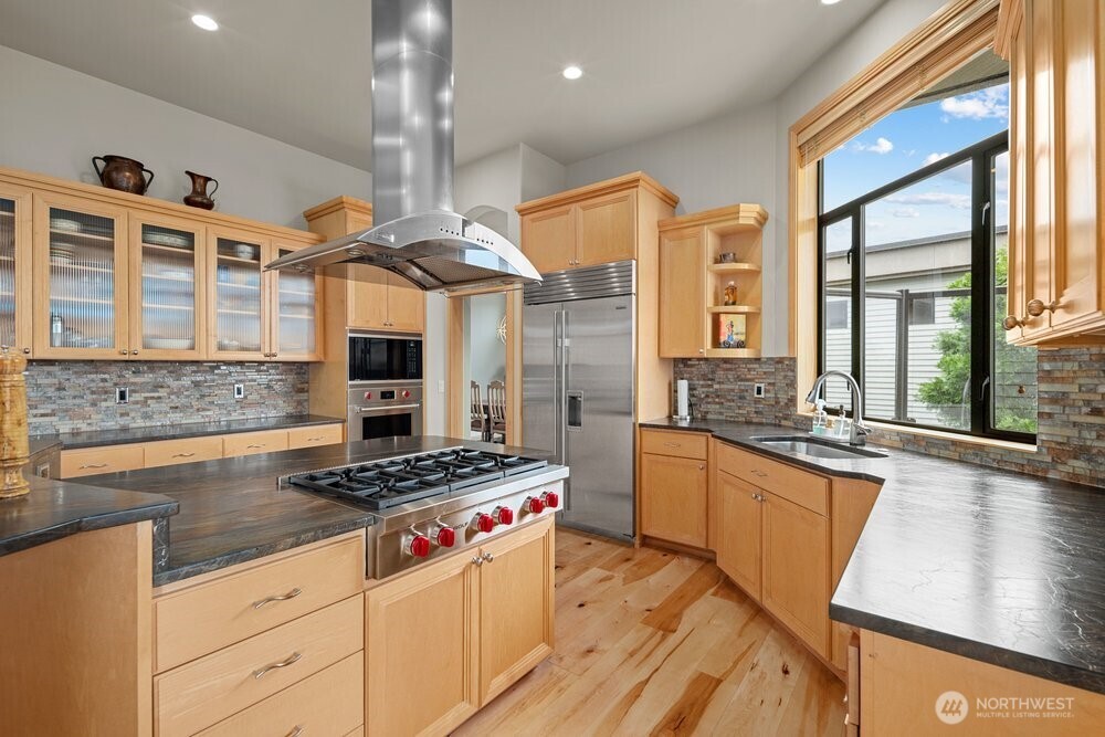 7619 115th Place Property Photo 12