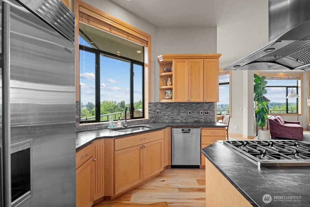 7619 115th Place Property Photo 13