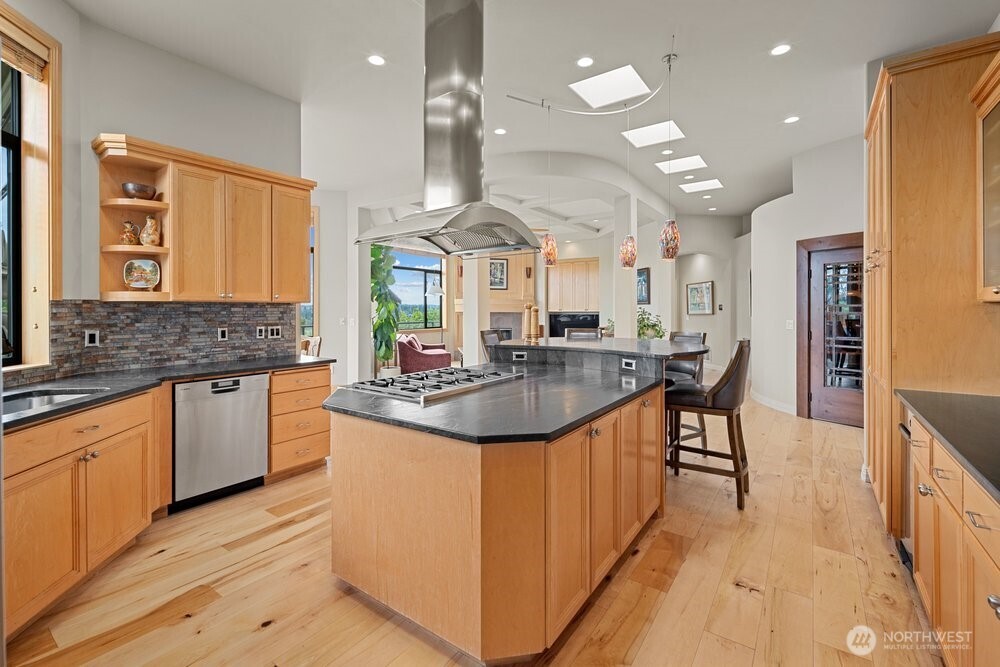 7619 115th Place Property Photo 14