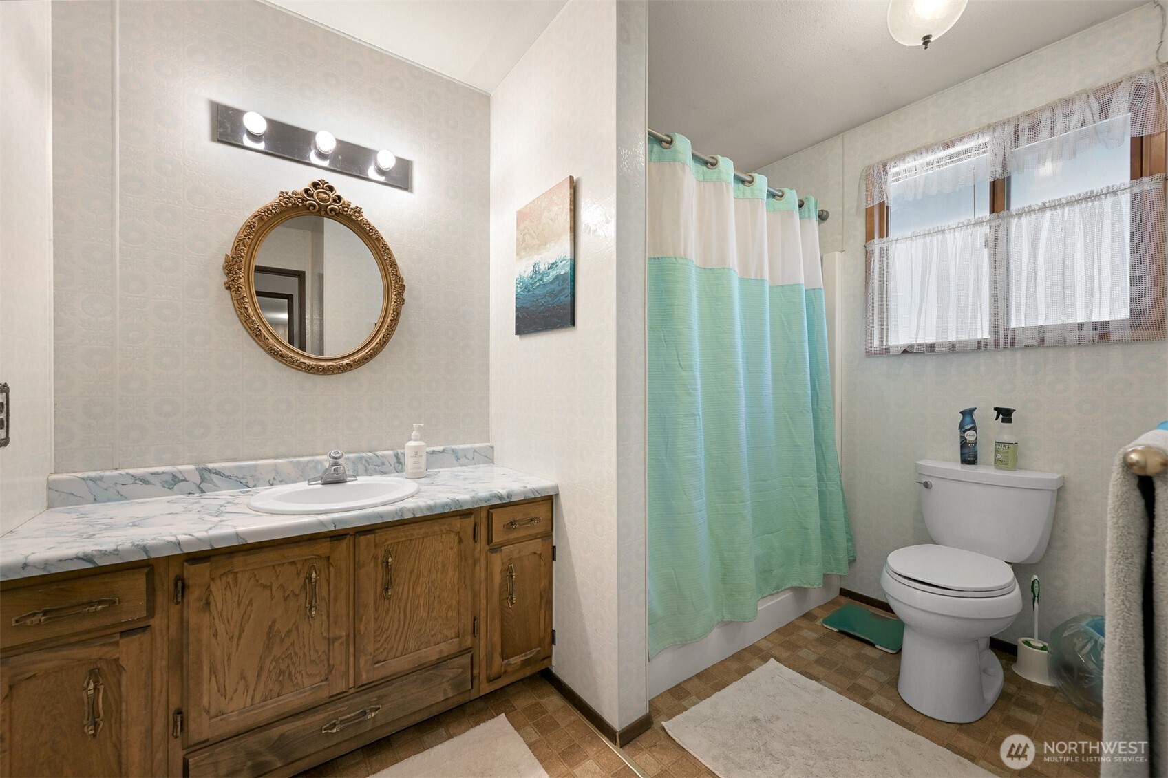 371 Lakeside Drive Property Photo 16
