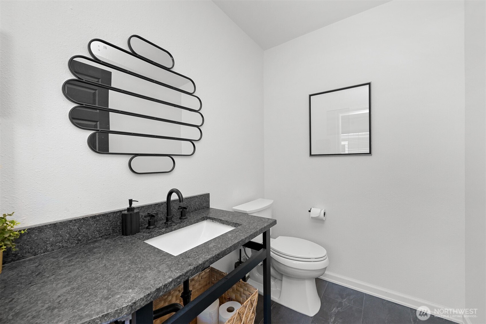 3317 Northwest Avenue Property Photo 12