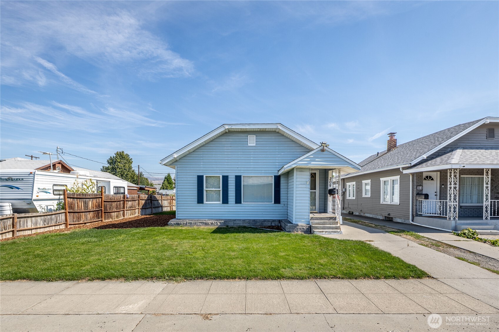 209 Fuller Street Property Photo 4